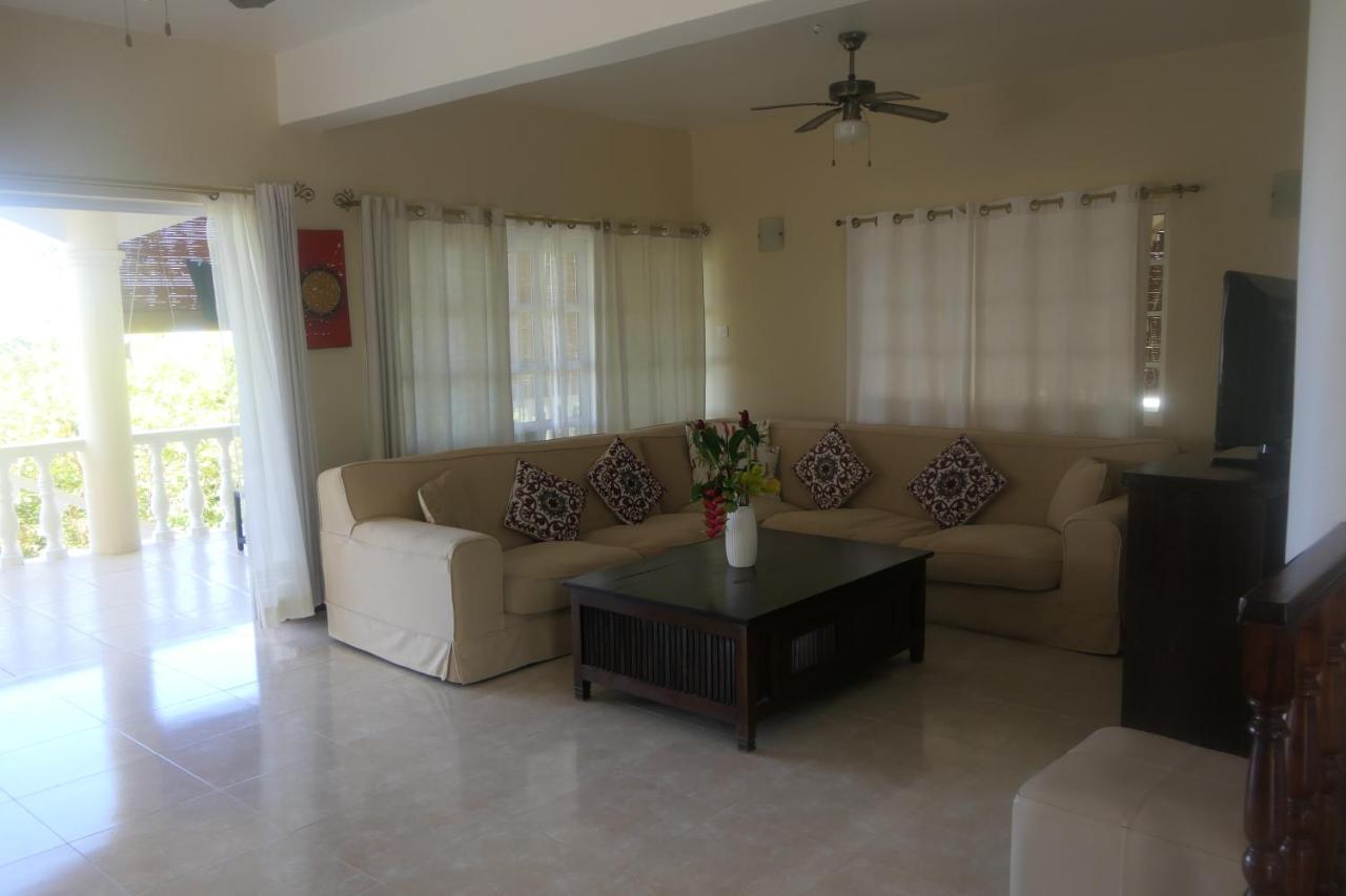 Tropical Garden Self Catering Villa Victoria Buitenkant foto