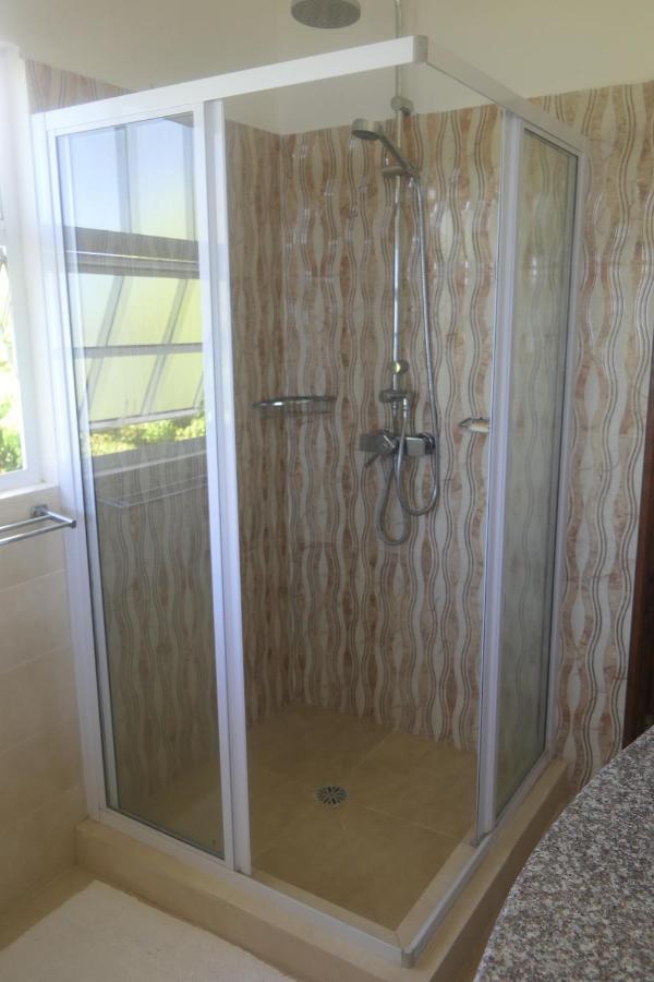 Tropical Garden Self Catering Villa Victoria Buitenkant foto