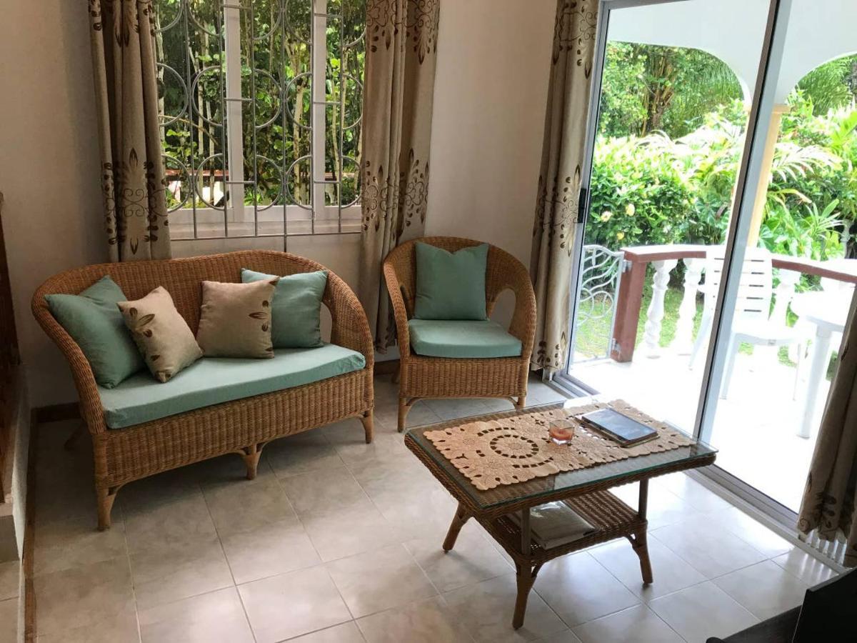 Tropical Garden Self Catering Villa Victoria Buitenkant foto